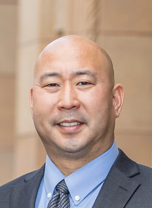 Portrait of Robert Miyashita, Personal Injury Lawyer in Honolulu, Hawaiʻi